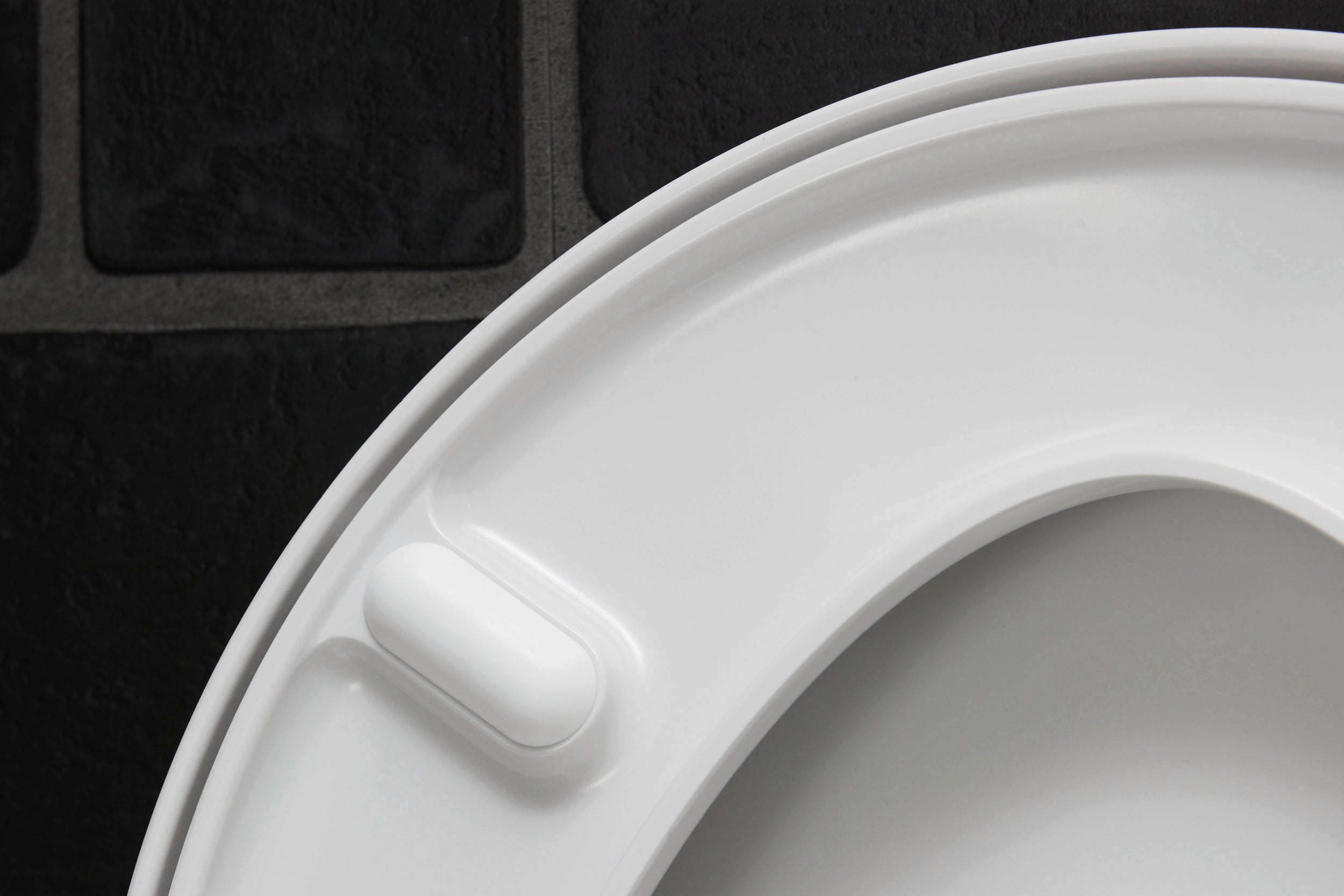 Duravit Universal Toilet Seat with Soft-Close Mechanism in White for Starck 3