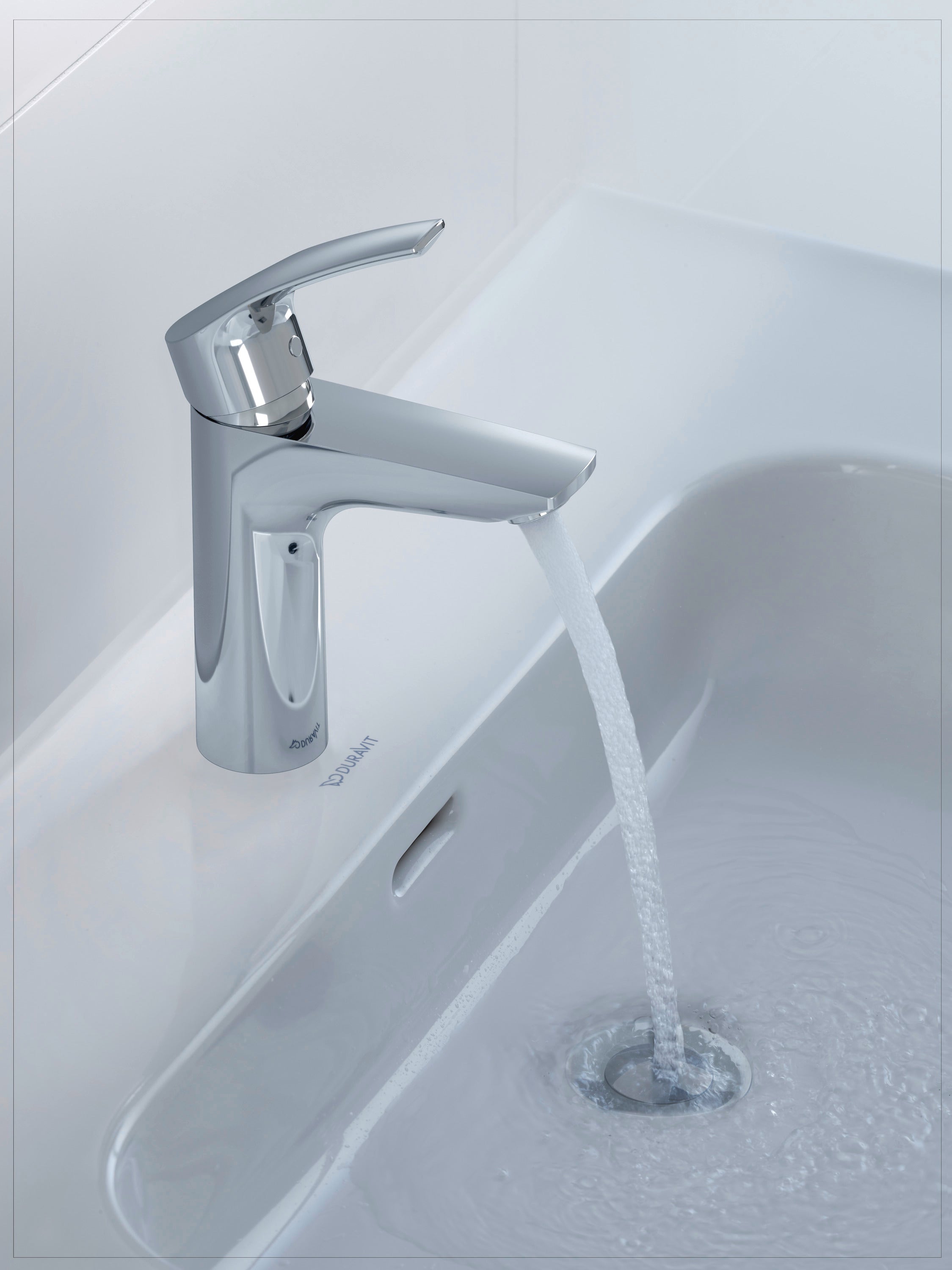 Duravit DuraVelez basin mixer, with energy-saving FreshStart function, 18.7 cm (size M), chrome