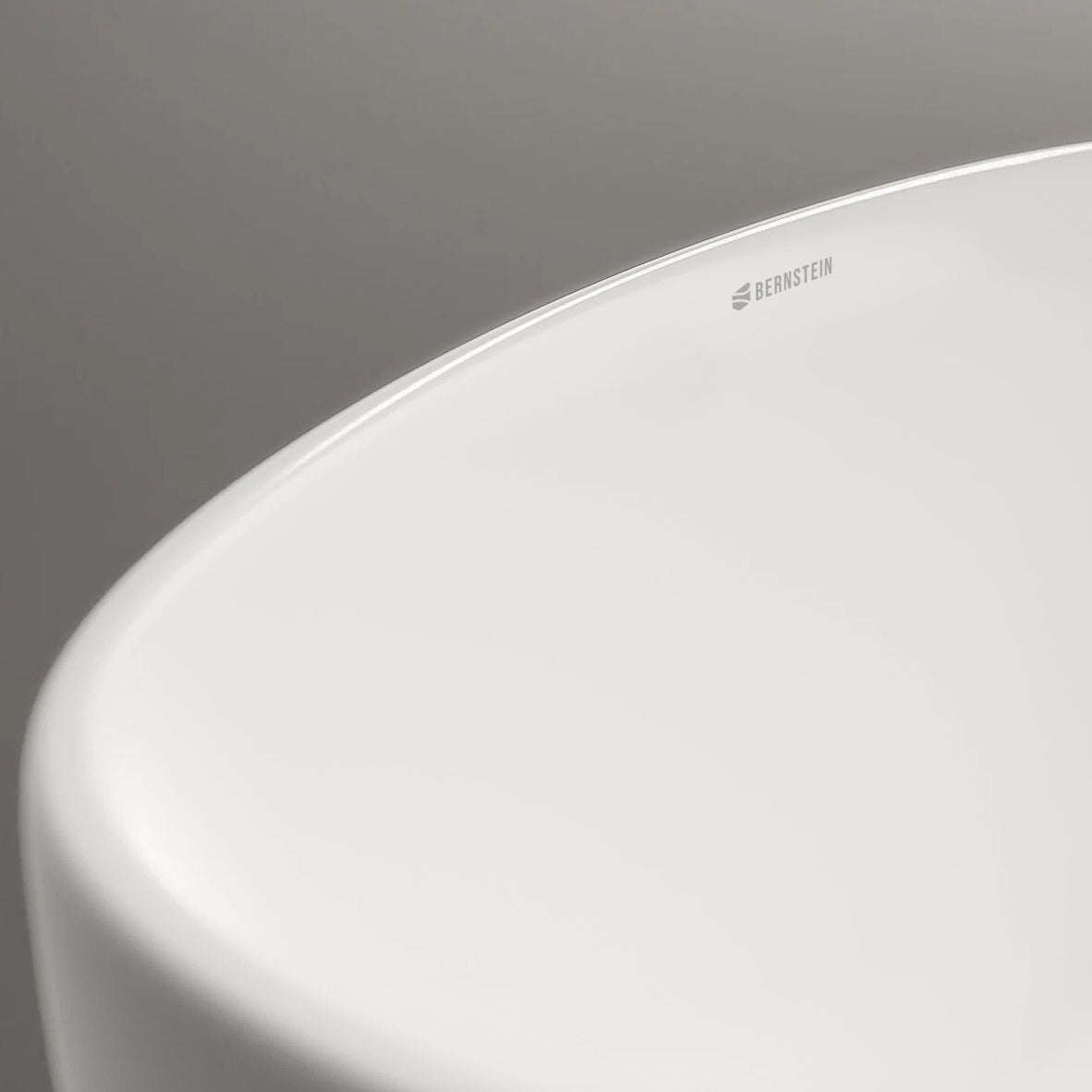 Freestanding bathtub BELAQUA