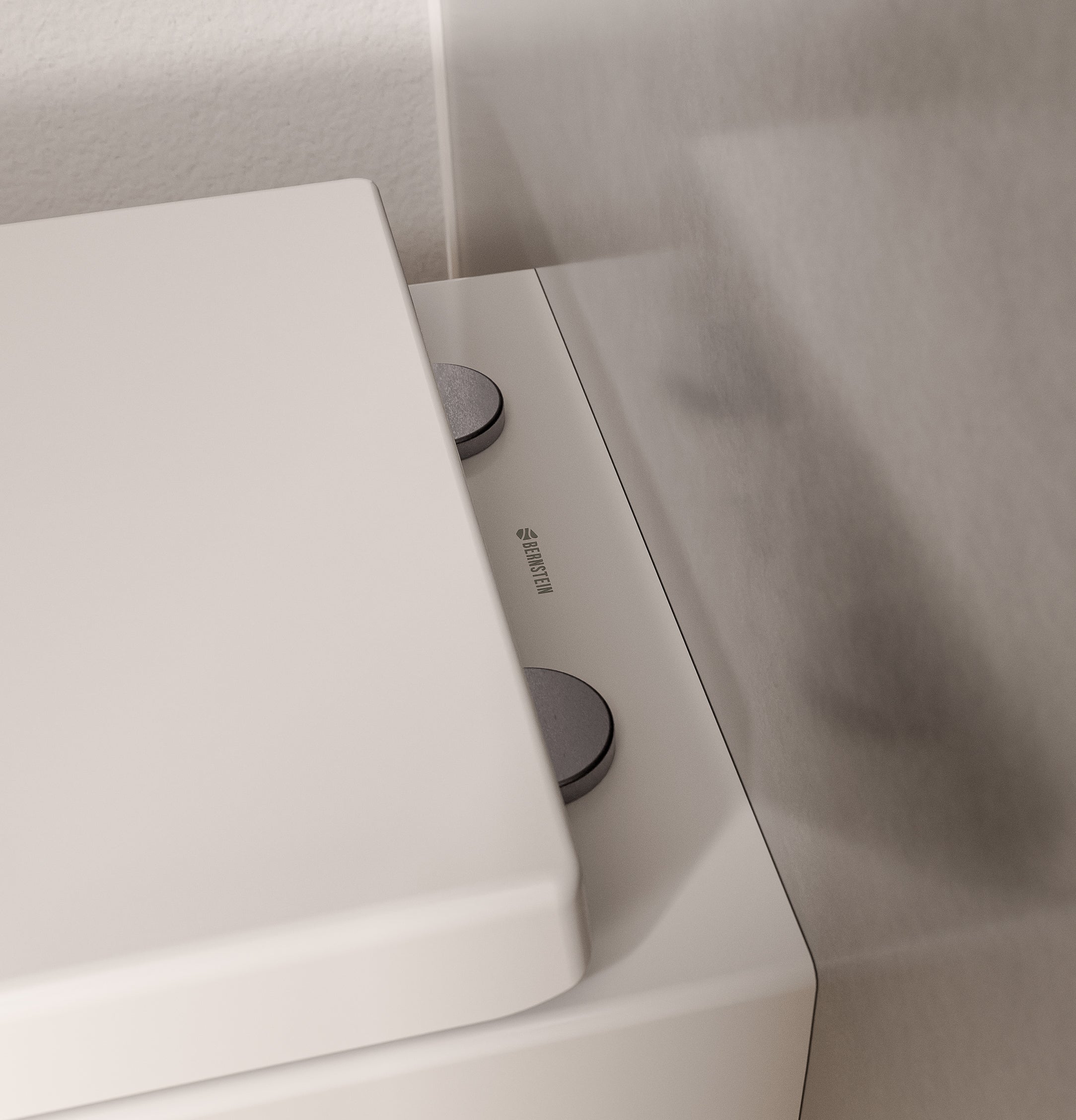 Free-standing WC VIREO White